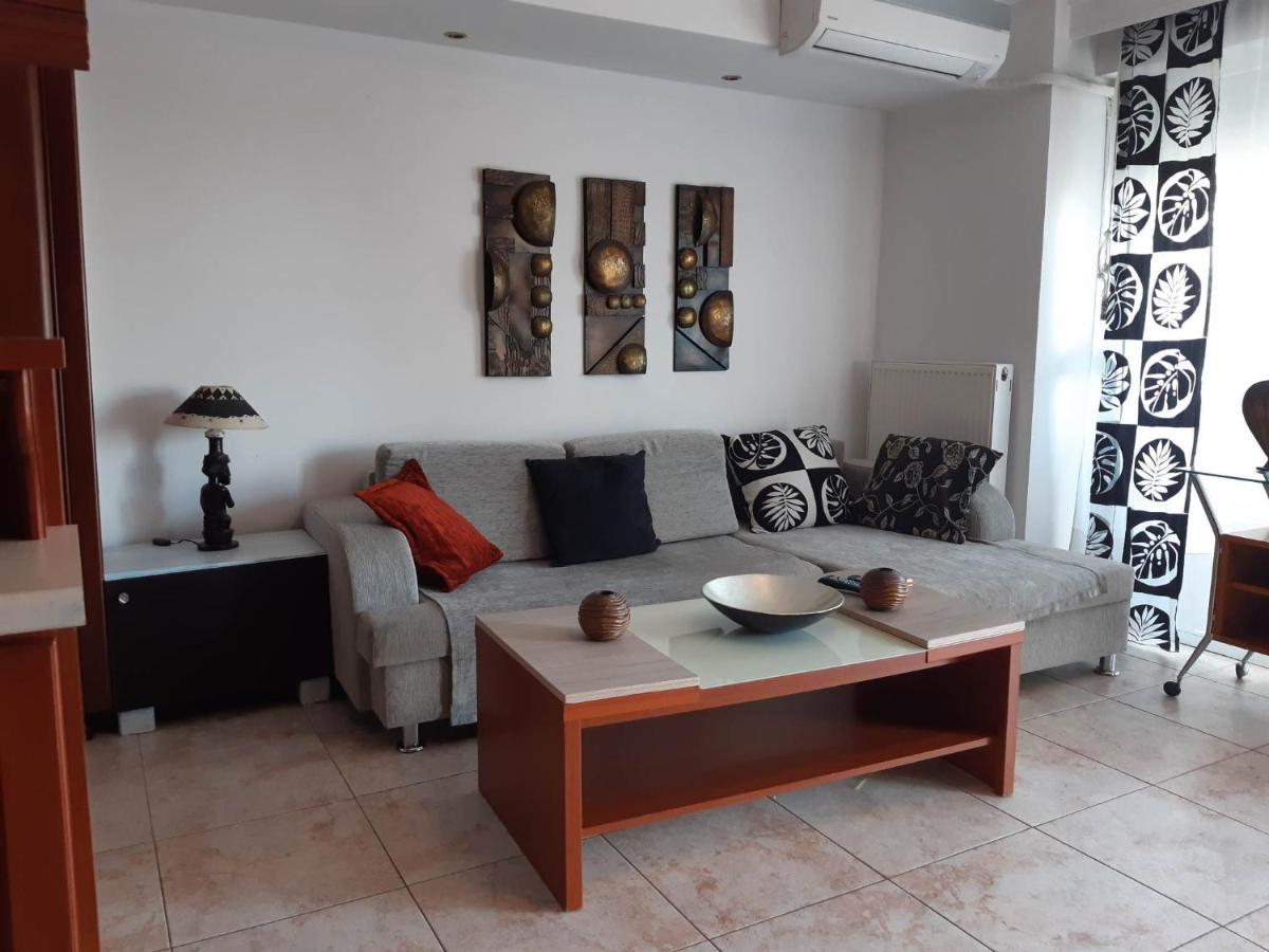 Appartamento Eclectic Living {Free Parking} Salonicco Esterno foto